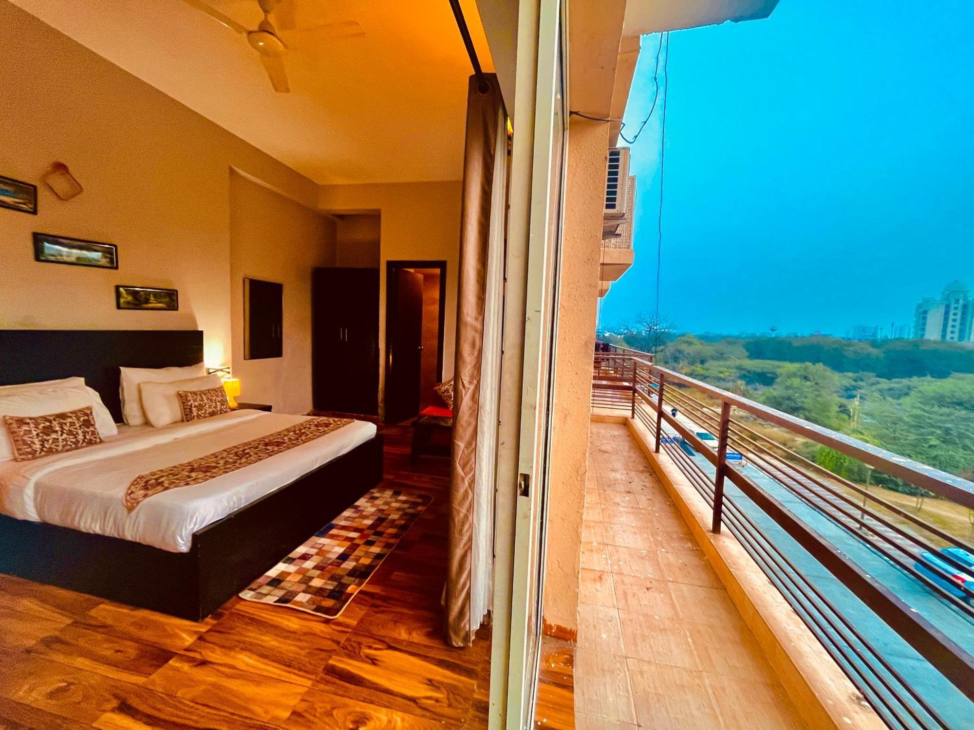 Pearl Grand Boutique Cottage In Omaxe Anandam Vrindavan - #Premium Ac Rooms With Balcony #Big Parking #Lift #Garden #Peaceful Area #Near Prem Mandir #Property Of The Year #Most Awarded Ngoại thất bức ảnh